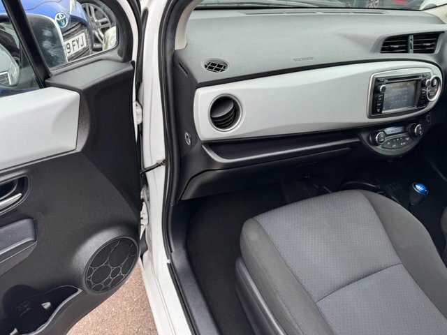 Toyota Yaris 1.33 Dual Vvt-i Icon Plus Euro 5 Red #28
