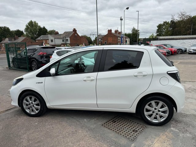 Toyota Yaris 1.33 Dual Vvt-i Icon Plus Euro 5 Red #23