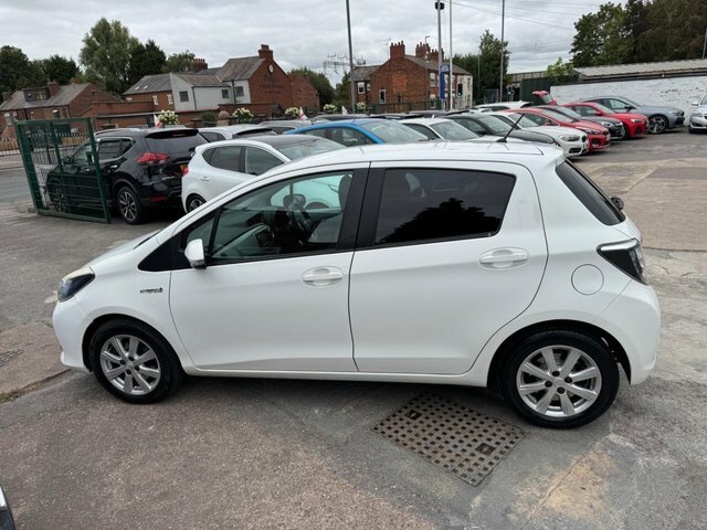 Toyota Yaris 1.33 Dual Vvt-i Icon Plus Euro 5 Red #22