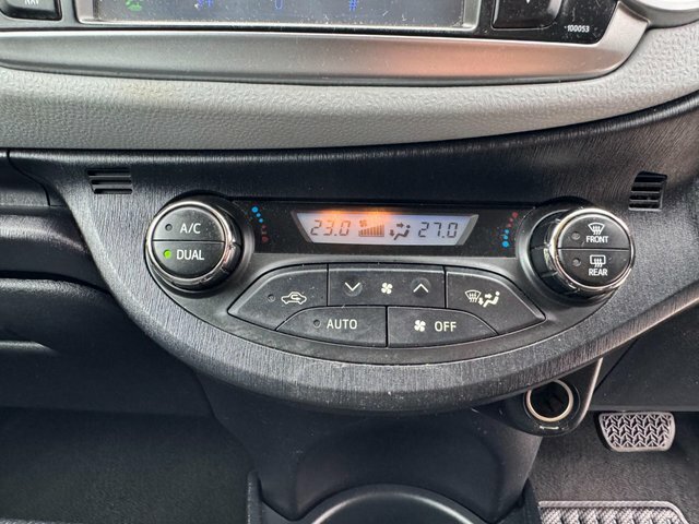 Toyota Yaris 1.33 Dual Vvt-i Icon Plus Euro 5 Red #44