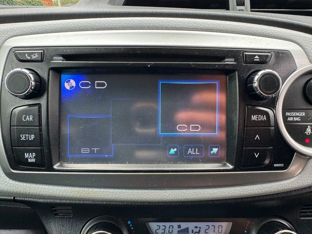 Toyota Yaris 1.33 Dual Vvt-i Icon Plus Euro 5 Red #48