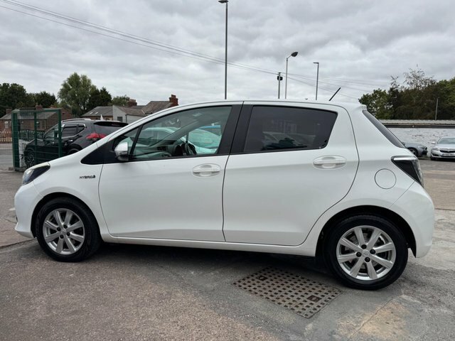 Toyota Yaris 1.33 Dual Vvt-i Icon Plus Euro 5 Red #24