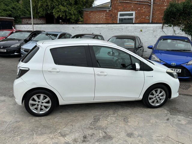 Toyota Yaris 1.33 Dual Vvt-i Icon Plus Euro 5 Red #11