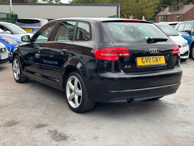 Audi A3 2011 1.6 Technik Sportback Euro 5 Black #4