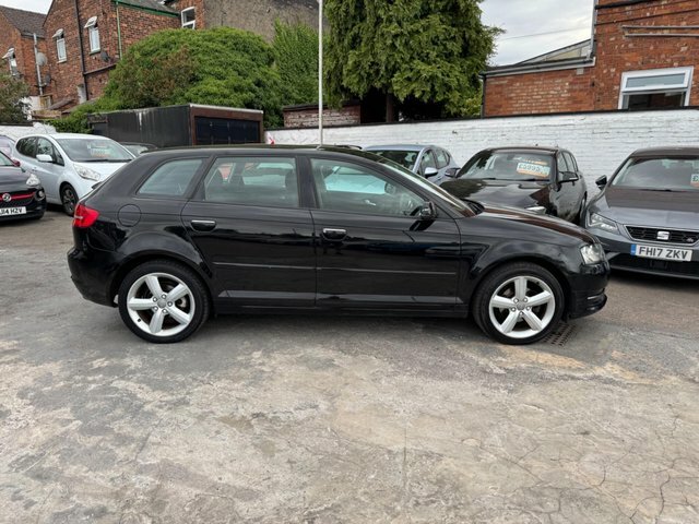 Audi A3 2011 1.6 Technik Sportback Euro 5 Black #6