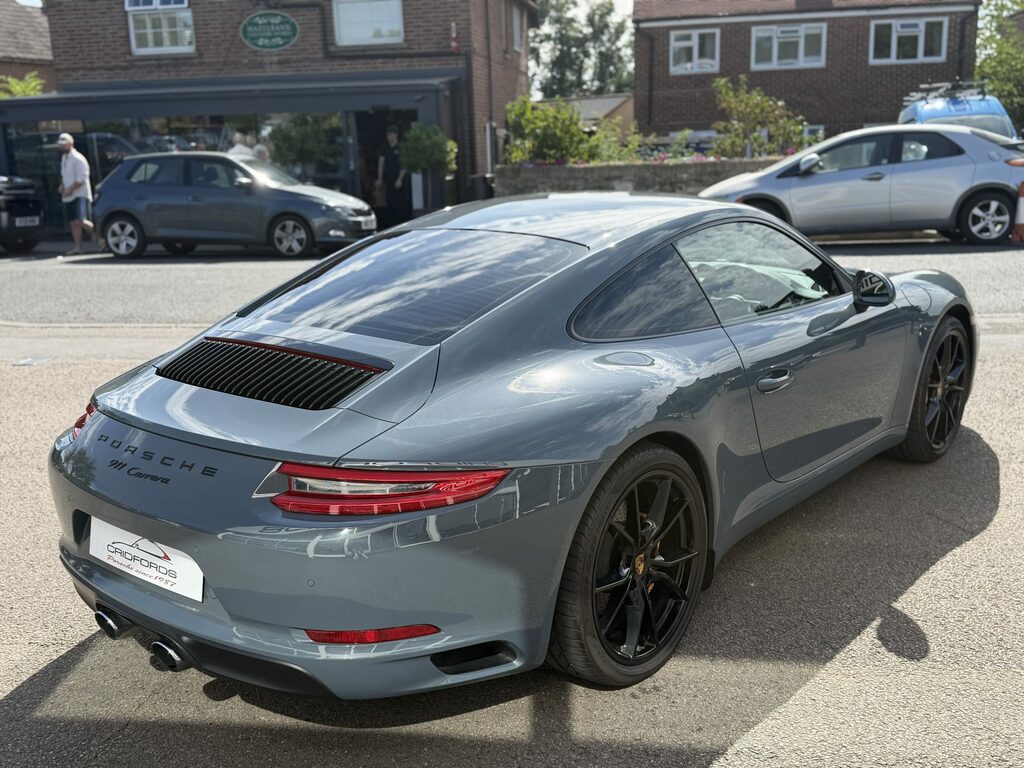 Porsche 911 991 Carrera 4 Gts Pdk Euro 6 Black #24