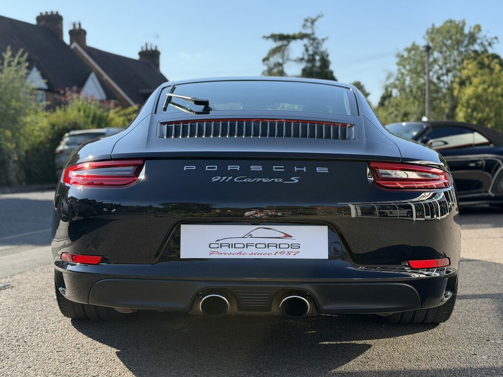 Porsche 911 S Black #6