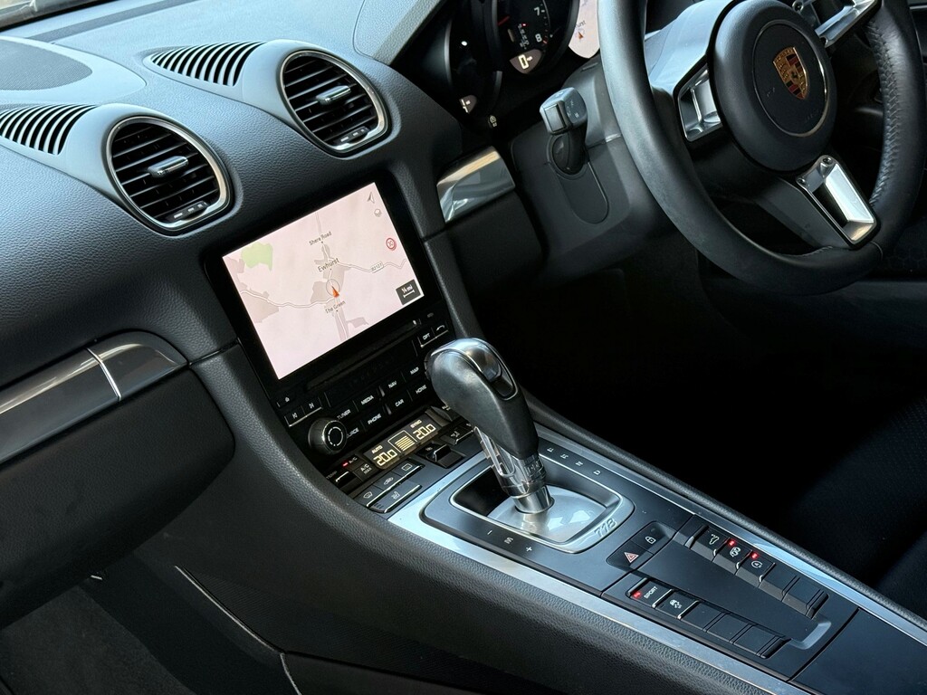 Porsche 718 Cayman #3