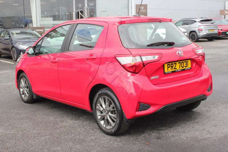 Toyota Yaris 1.5 Vvt-i Icon - 2019 Prz7031 PRZ7031 Red #6