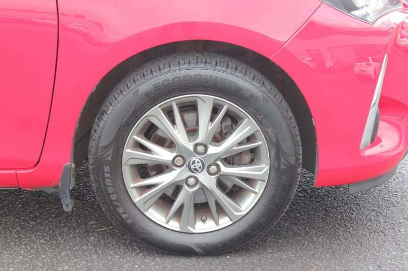 Toyota Yaris 1.5 Vvt-i Icon - 2019 Prz7031 PRZ7031 Red #3