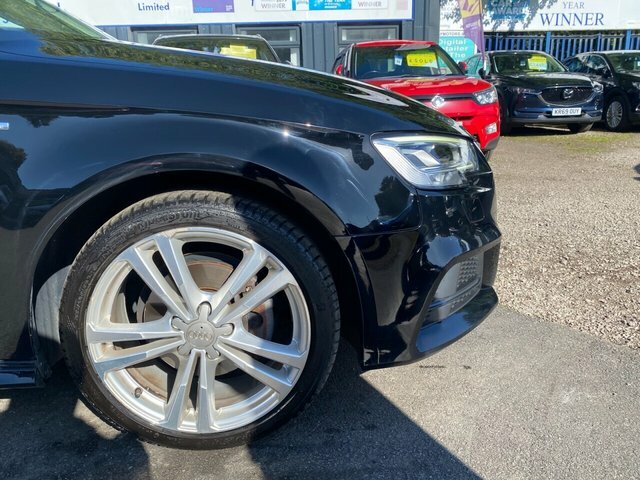 Audi A3 1.5 Tfsi Cod 35 S Line Sportback S Tron YS68NYD Black #5
