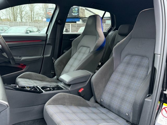Volkswagen e-Golf 8 R-line 2.0 Tdi 150Ps 7-Speed Dsg Blue #55