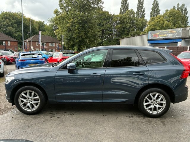 Volvo XC60 B5 Awd Mild Hybrid Momentum Heated Windscreen H Silver #17