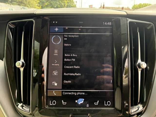 Volvo XC60 B5 Awd Mild Hybrid Momentum Heated Windscreen H Silver #31