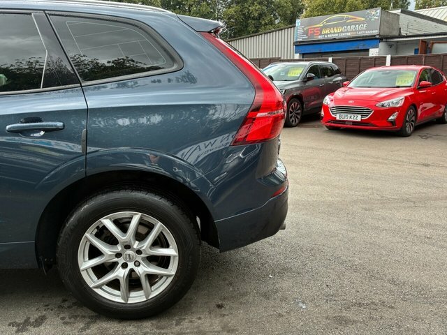 Volvo XC60 B5 Awd Mild Hybrid Momentum Heated Windscreen H Silver #16