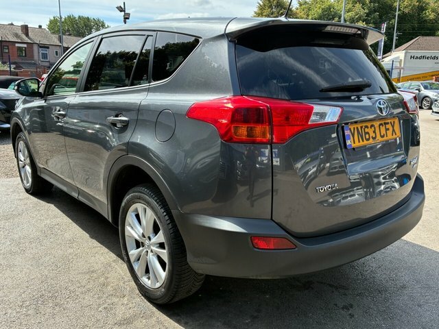 Toyota Rav 4 2.2 D-cat Icon 4Wd Euro 5 White #11