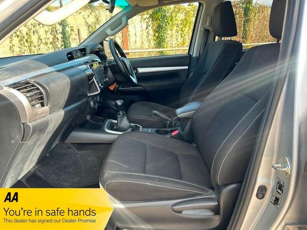 Toyota HILUX Hilux Invincible D-4d 4Wd Double Cab Grey #11