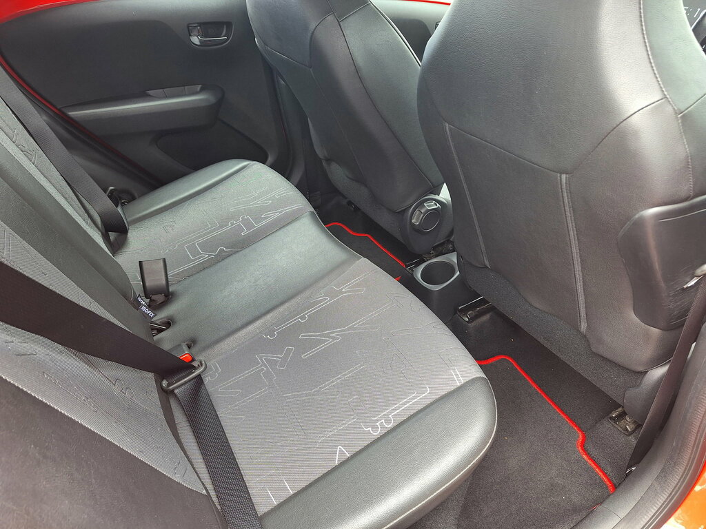 Toyota Aygo Vvt-i X-pression X-shift White #13
