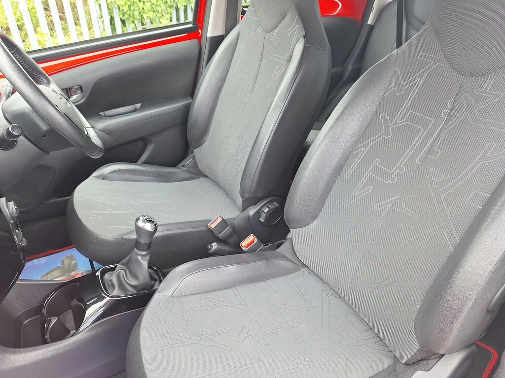 Toyota Aygo Vvt-i X-pression X-shift White #39