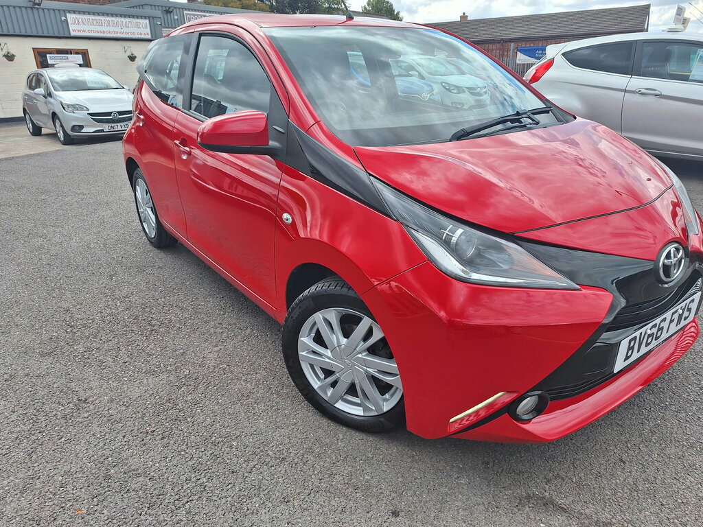 Toyota Aygo Vvt-i X-pression X-shift White #51