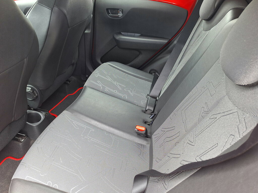 Toyota Aygo Vvt-i X-pression X-shift White #40