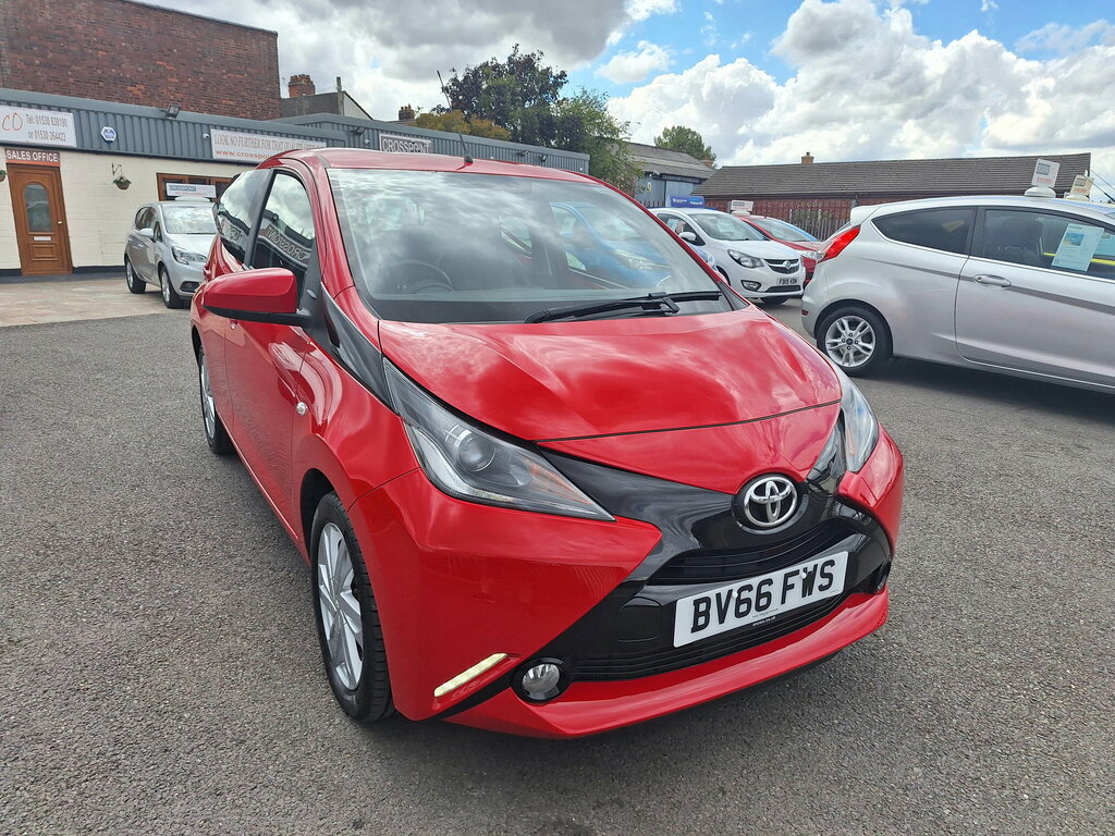 Toyota Aygo Vvt-i X-pression X-shift White #50