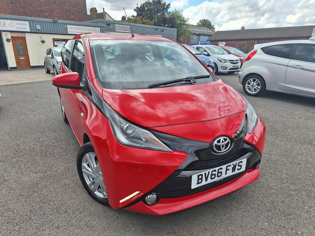 Toyota Aygo Vvt-i X-pression X-shift White #53