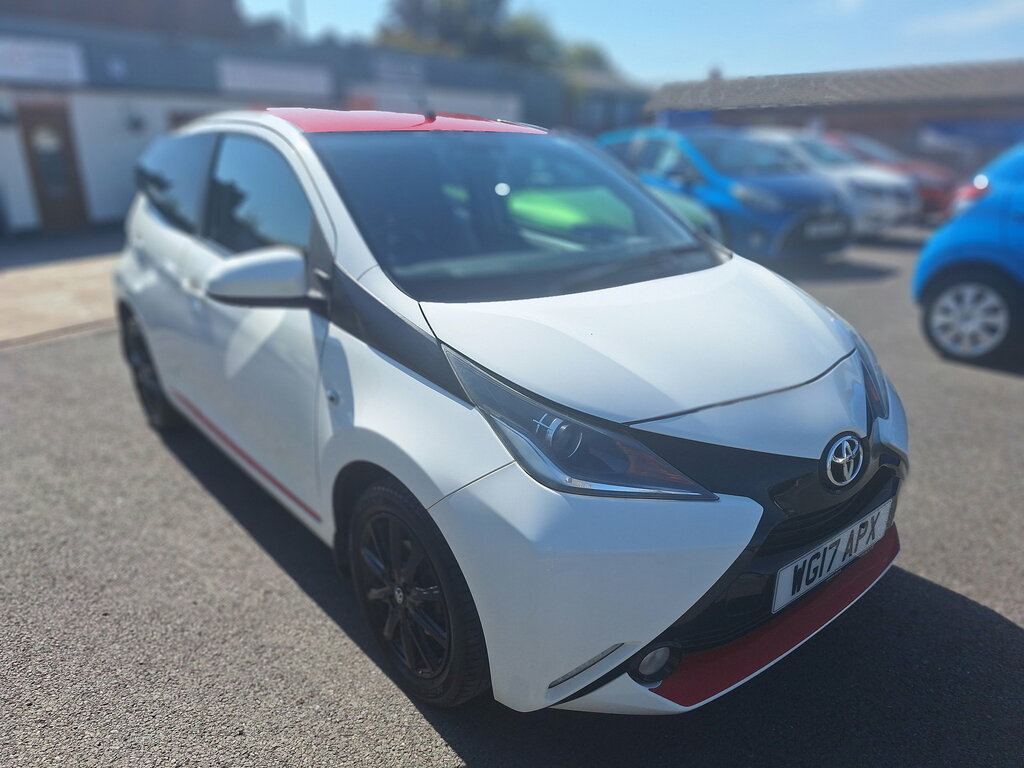 Toyota Aygo 1.0 Vvt-i X-press 69 Bhp Grey #57