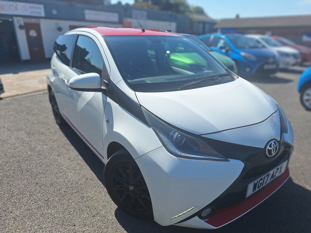 Toyota Aygo 1.0 Vvt-i X-press 69 Bhp Grey #59