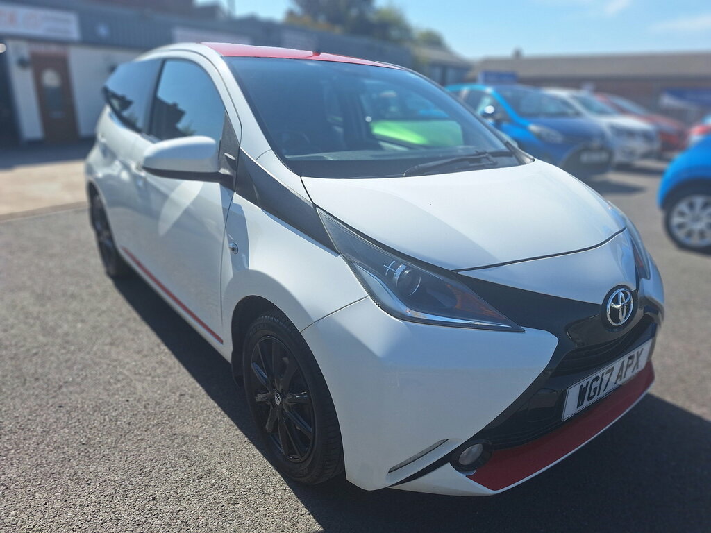 Toyota Aygo 1.0 Vvt-i X-press 69 Bhp Grey #42