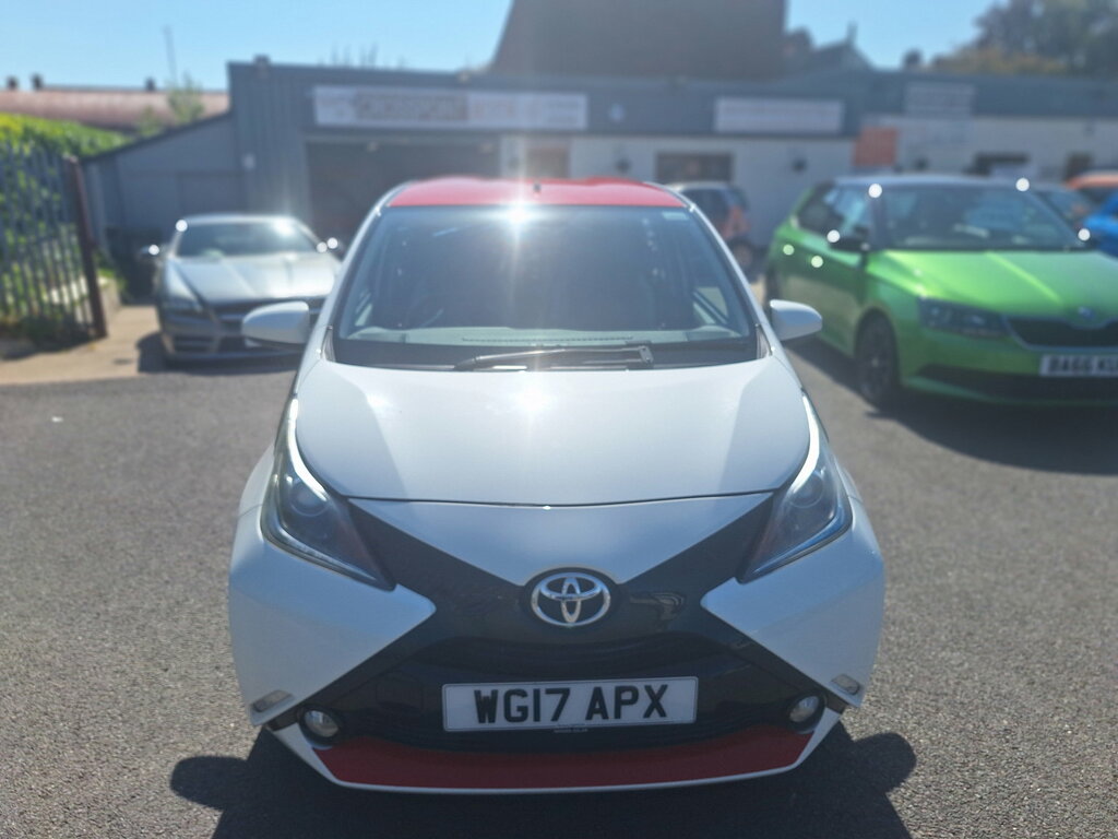 Toyota Aygo 1.0 Vvt-i X-press 69 Bhp Grey #34