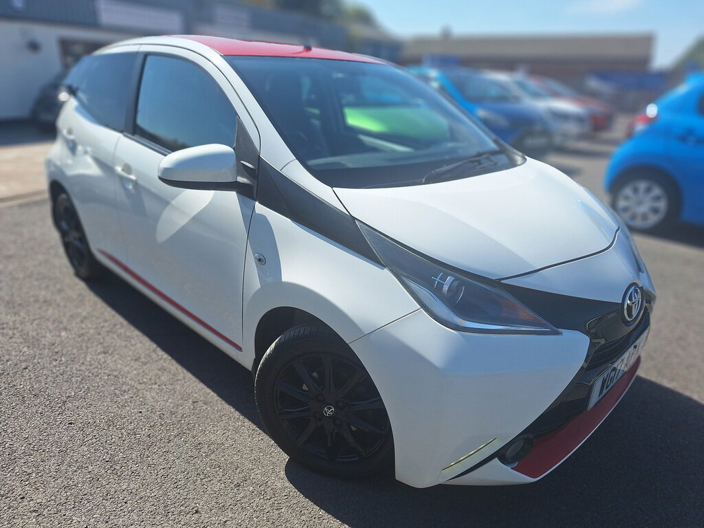 Toyota Aygo 1.0 Vvt-i X-press Hatchback Euro White