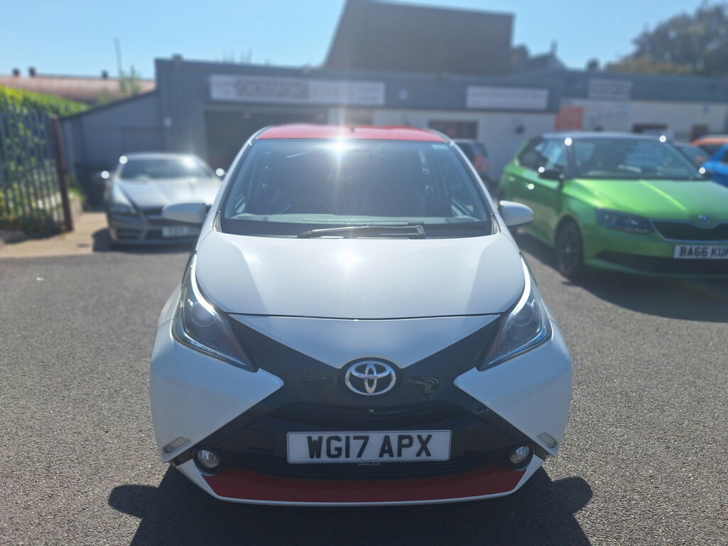 Toyota Aygo 1.0 Vvt-i X-press 69 Bhp Grey #54