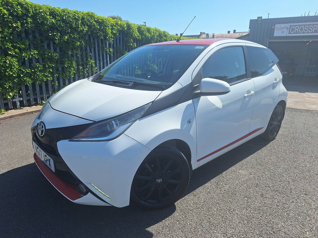 Toyota Aygo 1.0 Vvt-i X-press 69 Bhp Grey #8