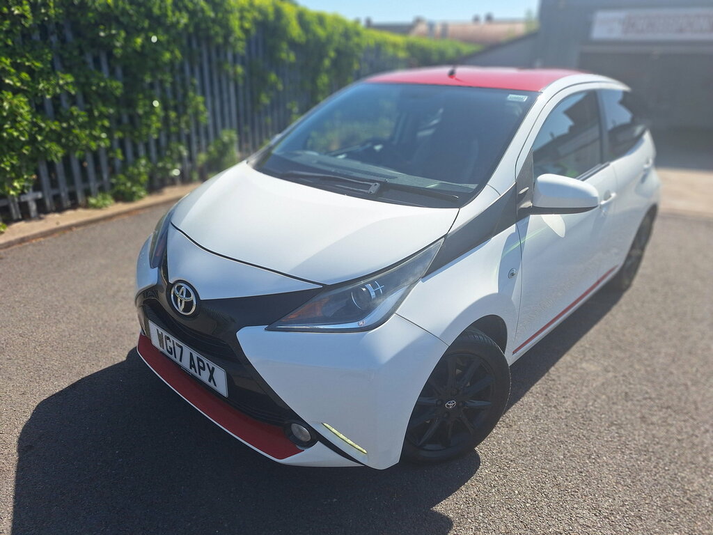 Toyota Aygo 1.0 Vvt-i X-press Hatchback Euro White #3