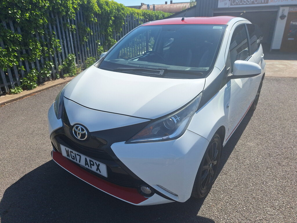 Toyota Aygo 1.0 Vvt-i X-press 69 Bhp Grey #58
