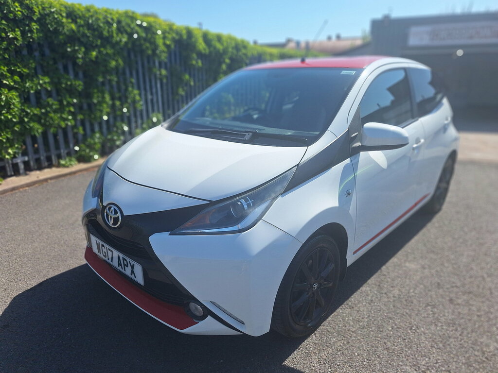 Toyota Aygo 1.0 Vvt-i X-press 69 Bhp Grey #28
