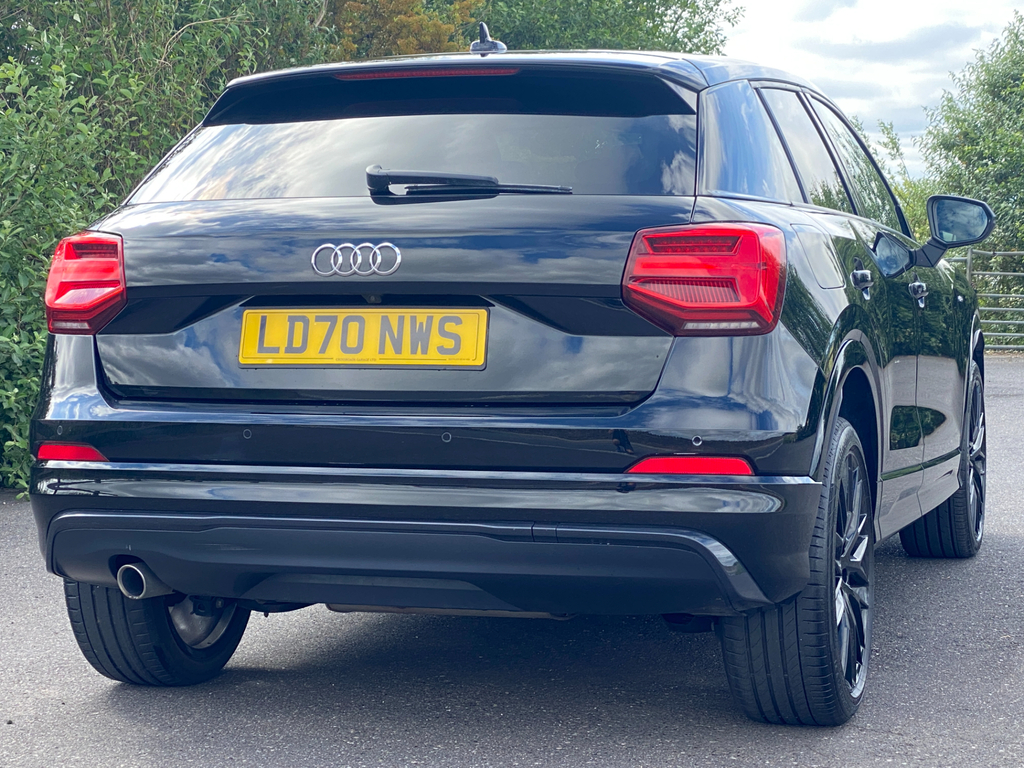 Audi Q2 1.5 Tfsi 35 Sport Suv 150 Ps Red #17