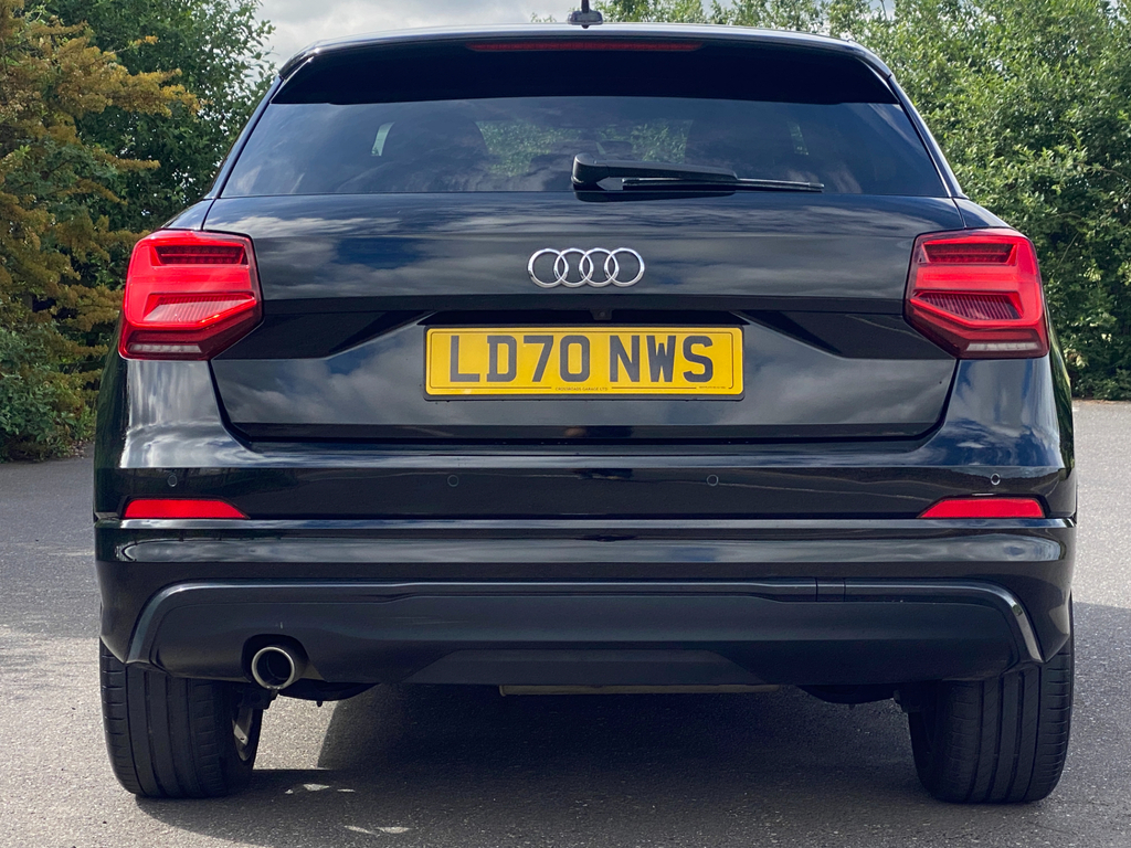 Audi Q2 1.5 Tfsi 35 Sport Suv 150 Ps Red #32