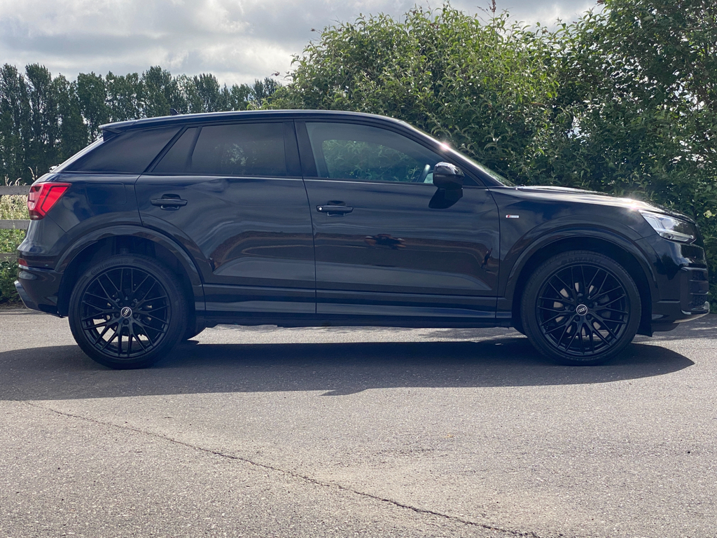 Audi Q2 1.5 Tfsi 35 Sport Suv 150 Ps Red #18