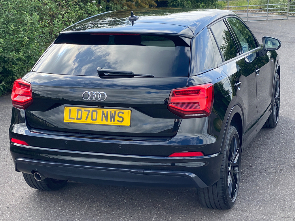 Audi Q2 1.5 Tfsi 35 Sport Suv 150 Ps Red #33