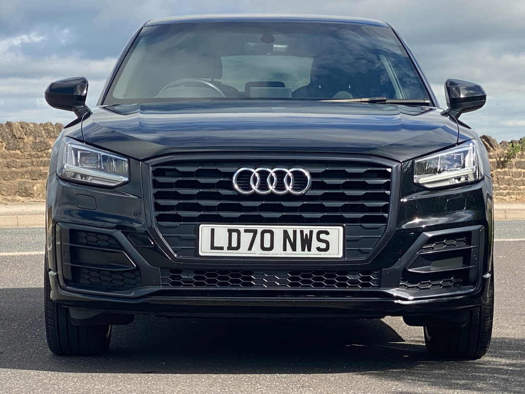 Audi Q2 1.5 Tfsi 35 Sport Suv 150 Ps Red #31