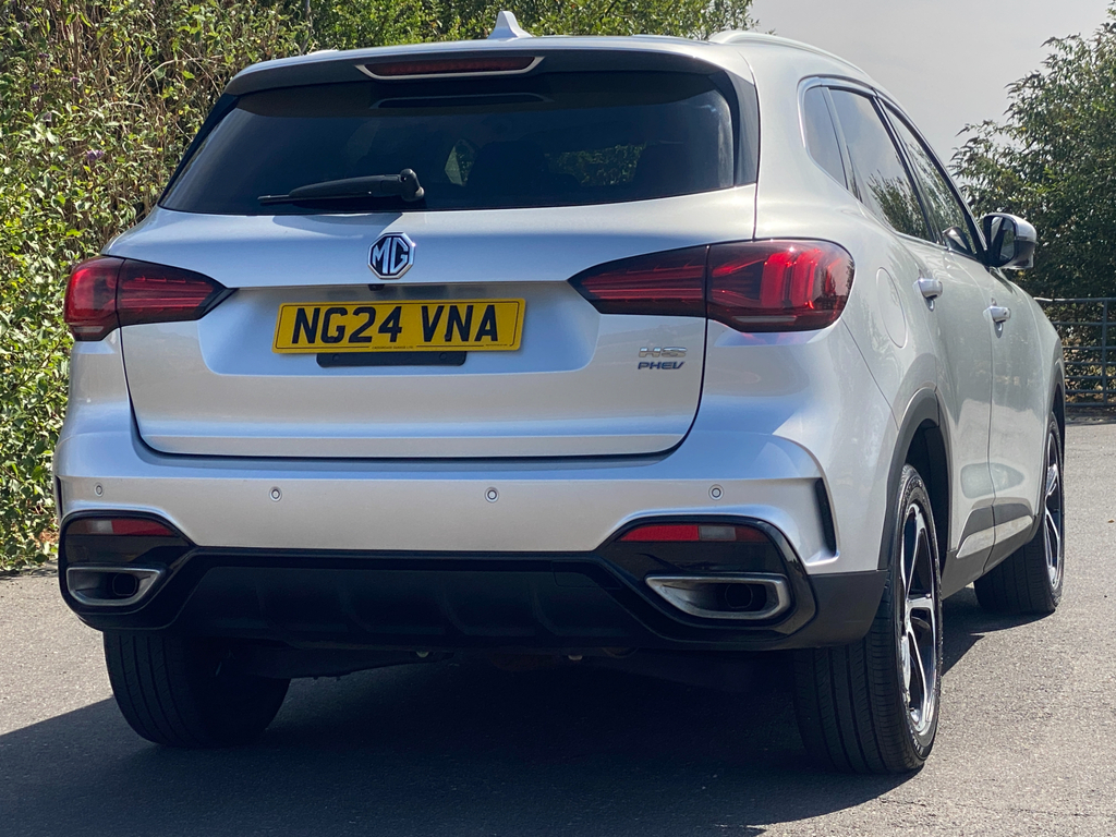 MG HS 1.5 T-gdi 16.6Kwh Se Suv Plug-in Hybrid Red #17