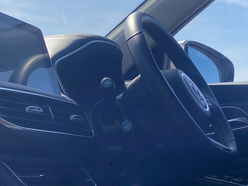 MG HS 1.5 T-gdi 16.6Kwh Se Suv Plug-in Hybrid Red #37