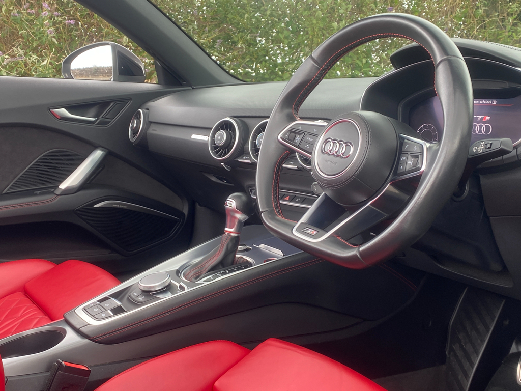 Audi TTS Convertible Black #4