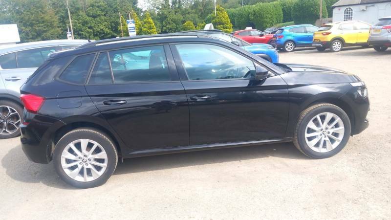 Skoda Kamiq 1.0 Tsi 95 Se Drive - 2023 23 LM23CNN Black #5