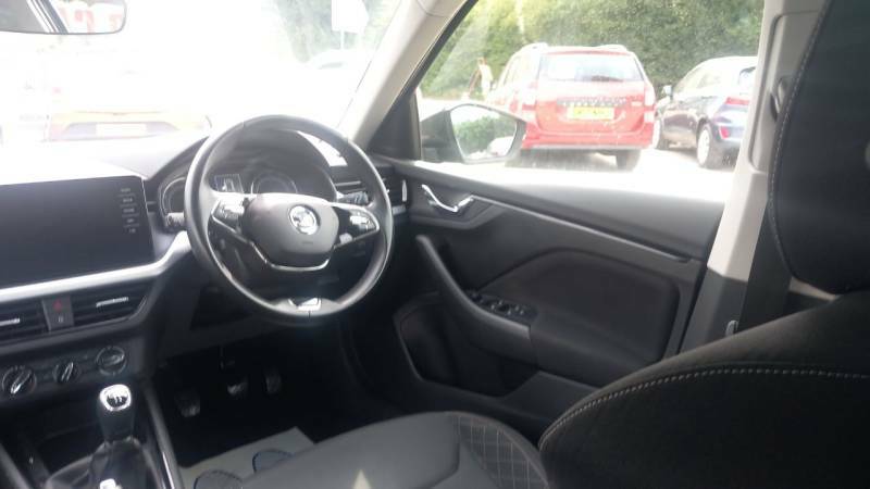 Skoda Kamiq 1.0 Tsi 95 Se Drive - 2023 23 LM23CNN Black #3