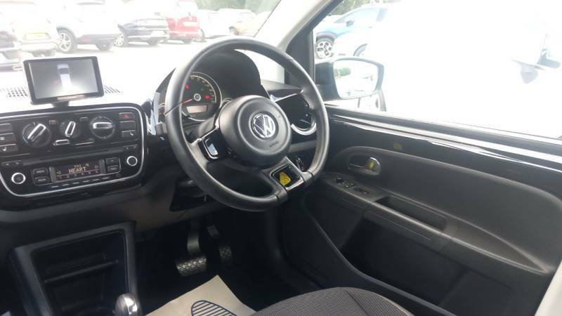 Volkswagen Up 1.0 High Up Asg - 2014 14 GY14VFO Black #3