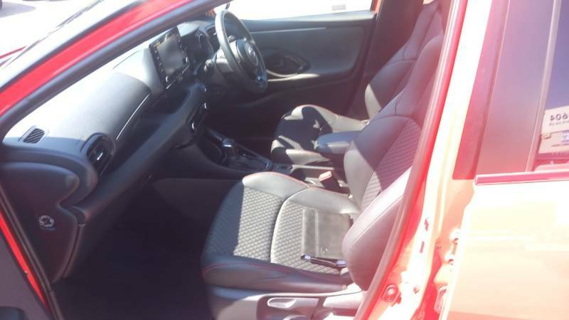 Toyota Yaris 1.5 Hybrid Launch Edition Cvt Orange #6