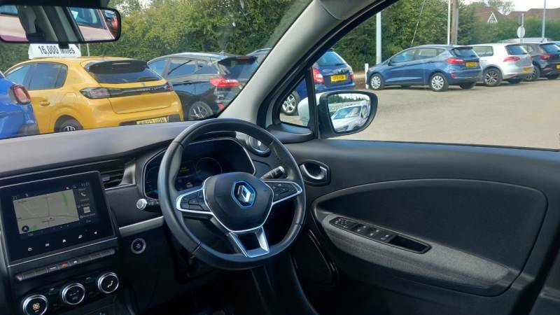 Renault Zoe 80Kw I Iconic R110 50Kwh White #3